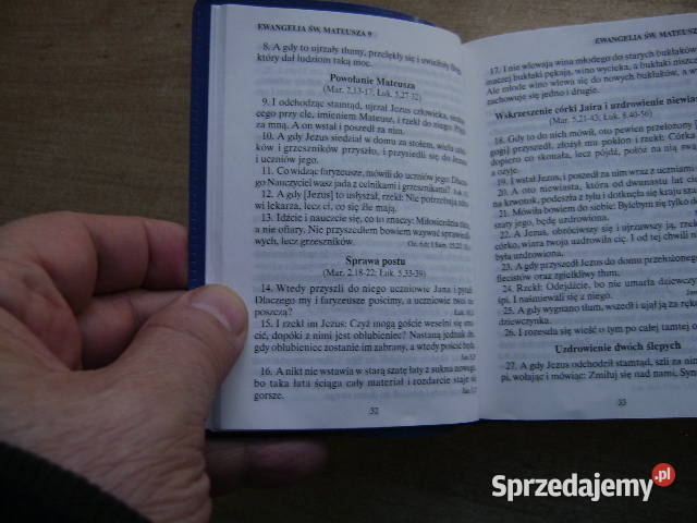 Starocie z PRL Dewocjonalia Nowy Testament z pomorskie Gdynia