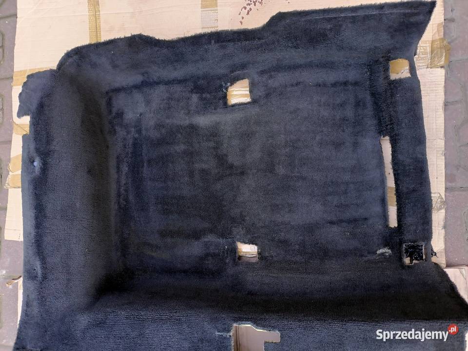 Mercedes W202 Cklasa wykładzina podłogowa czarna Skarżysko-Kamienna