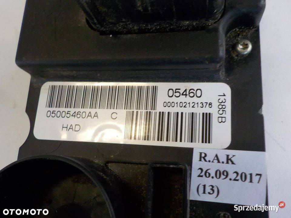 PANEL NAWIEWU 05005460AA CHRYSLER PACIFICA Wyposażenie wnętrza wielkopolskie Nowy Tomyśl