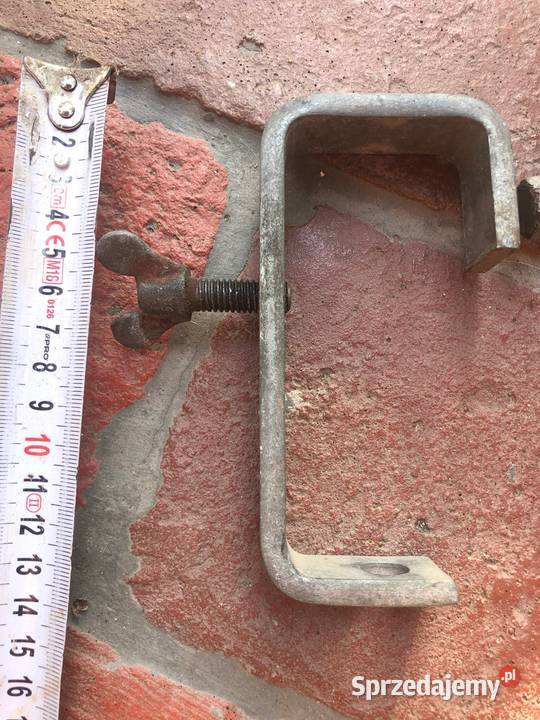 Zawieszki klamry obejmy na lampy sceniczne