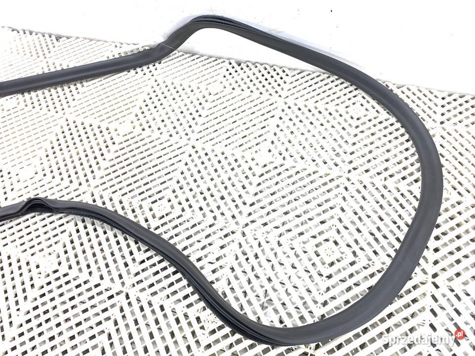 USZCZELKA DRZWI PRZÓD PRAWA BMW G30 Uszczelki