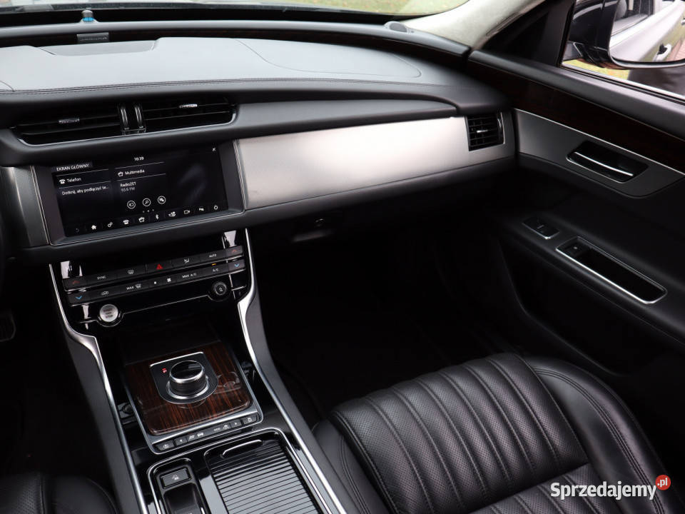 Jaguar XF 25d AWD przyciemniane szyby Bielany Wrocławskie