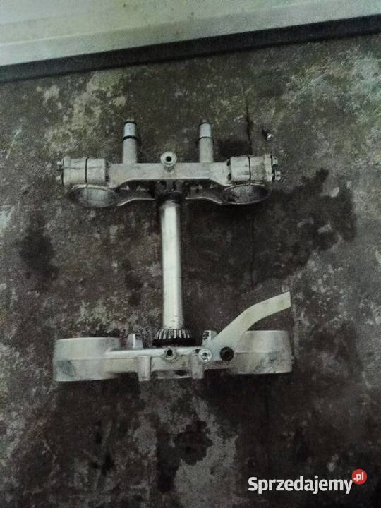 Pólki zawieszenia amortyzatorów przód Suzuki RM