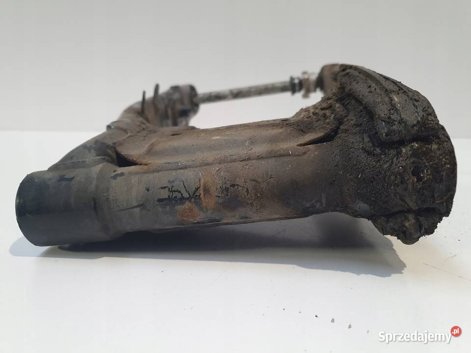 WAHACZ TYŁ Triumph Street Twin 900 BONEVILLE 18