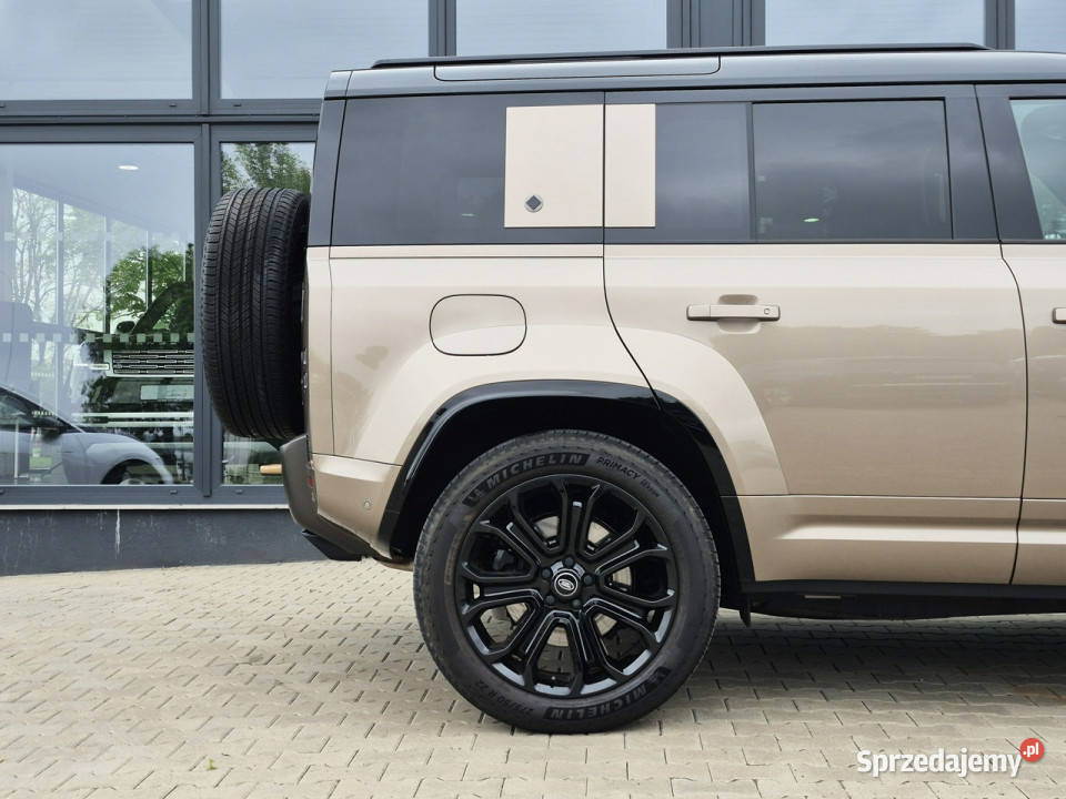 Land Rover Defender Defender 44P V8 635 AWD 110 Defender Land Rover Łódź sprzedam