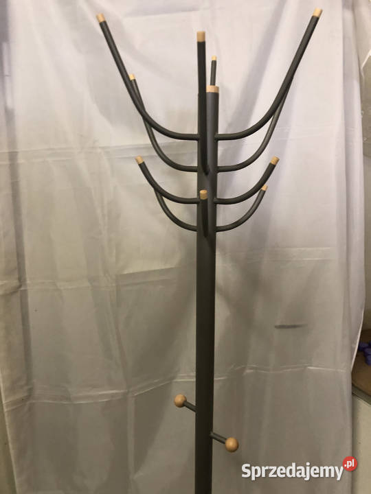 Stabilny wieszak do płaszczy stojący przedpokój Poznań