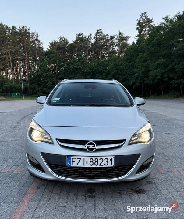Opel Astra J Sport 17 CDTI 160 2013 r Astra Zielona Góra