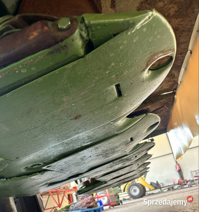 Kosiarka dyskowa czołowa Krone Easy Cut F 320 32 Krone Myszyniec