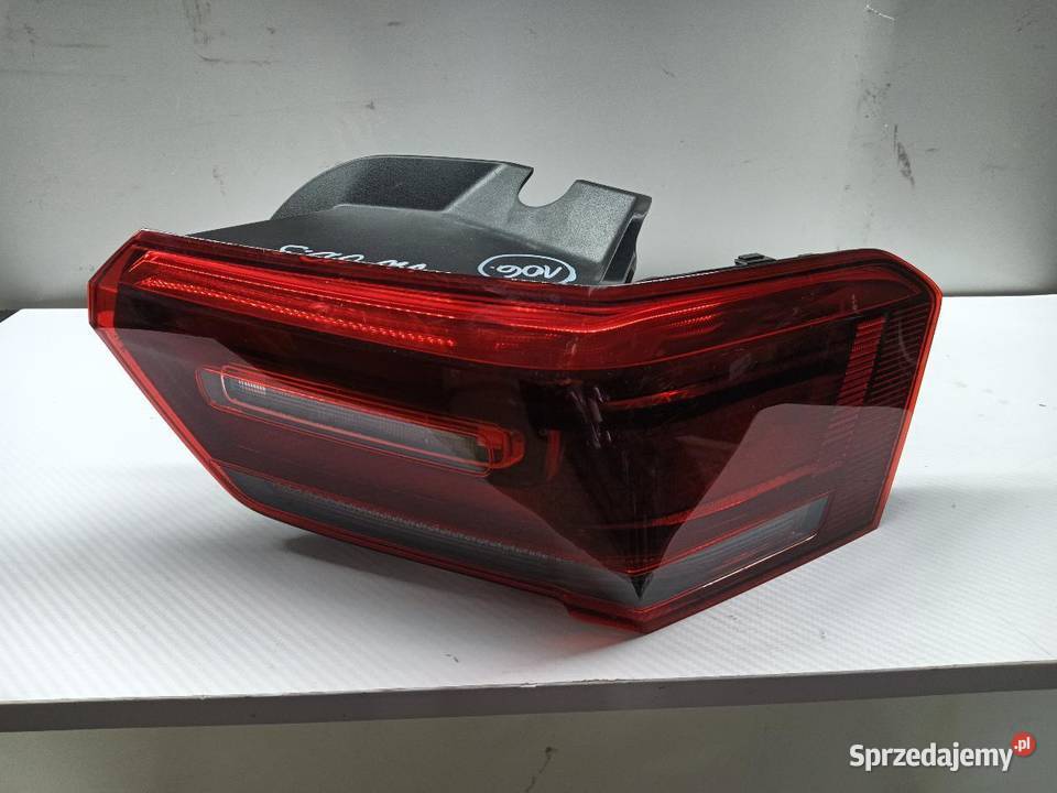 LAMPA TYŁ TYLNA PRAWA VW ID3 10A945208E osobowe wielkopolskie