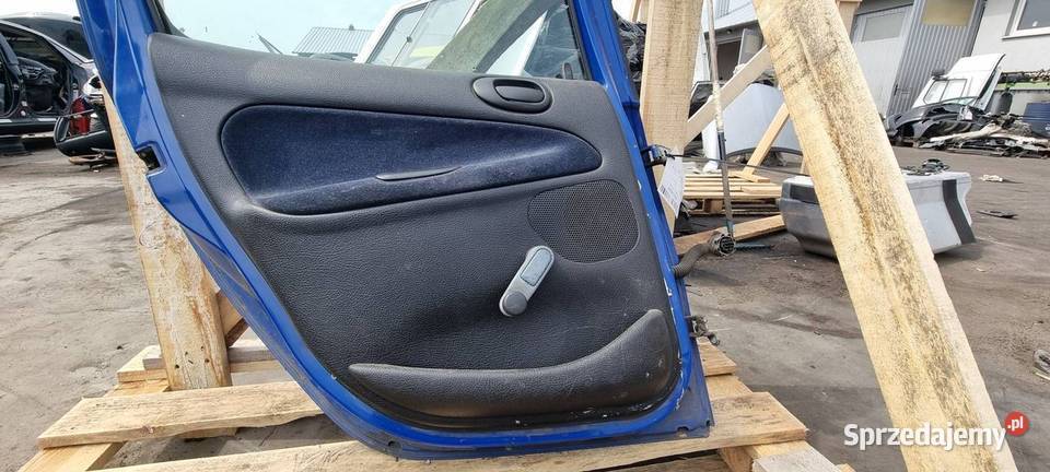 DRZWI LEWE TYŁ PEUGEOT 206 kujawsko-pomorskie Lipno