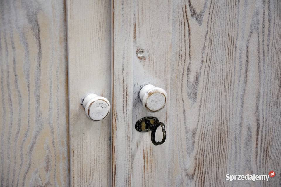 komoda z drewna sosnowego nowa