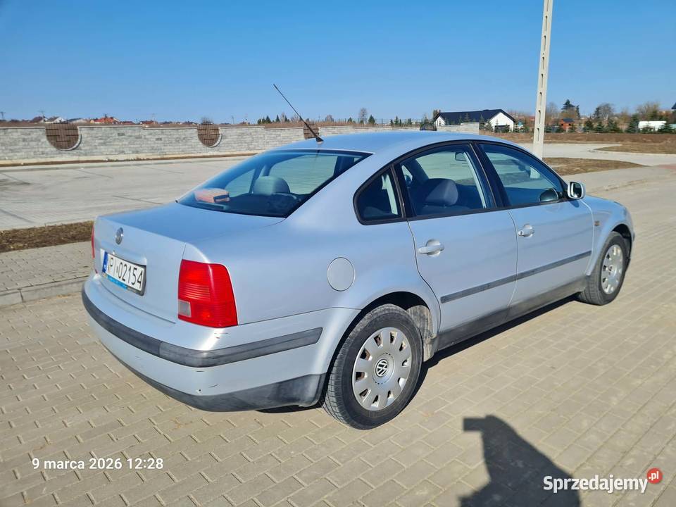 VW PASSAT ładny stan 16 benzyna Passat Grajewo sprzedam