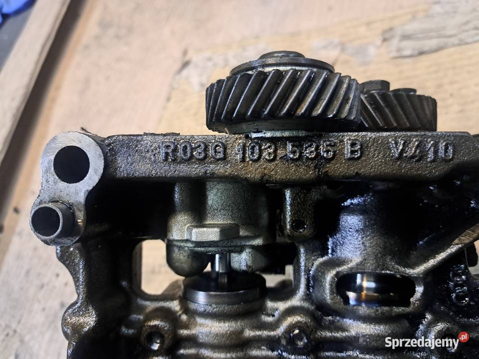 Pompa oleju 030103537B 20tdi Wrocław sprzedam