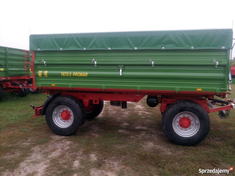 Przyczepa rolnicza ciężarowa dostępna ręki Przyczepy rolnicze