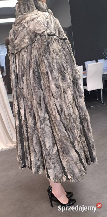 XL Elegancka peleryna z karakuł Kurtki i płaszcze Gaszowice