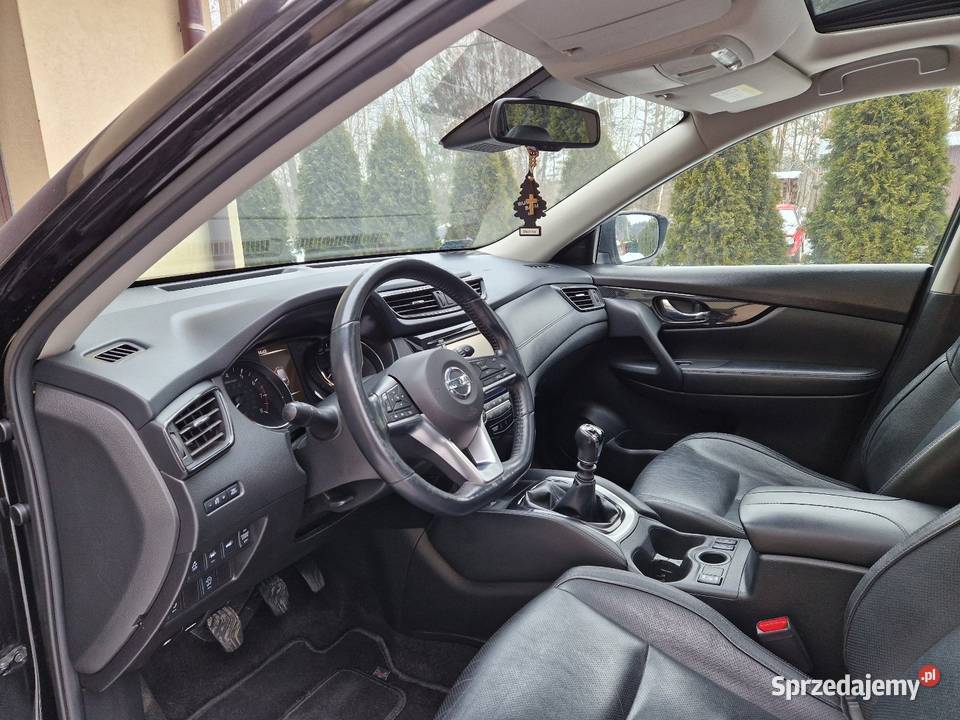 Nissan XTrail Tekna Lift Benzyna 163 Full Zarejestrowany w Polsce Głogów Małopolski sprzedam