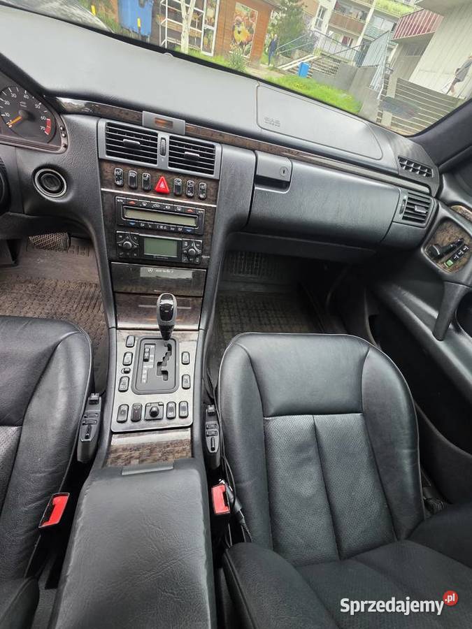 Mercedes E430 43 V8 maksymalne dostępne skórzana tapicerka Wrocław