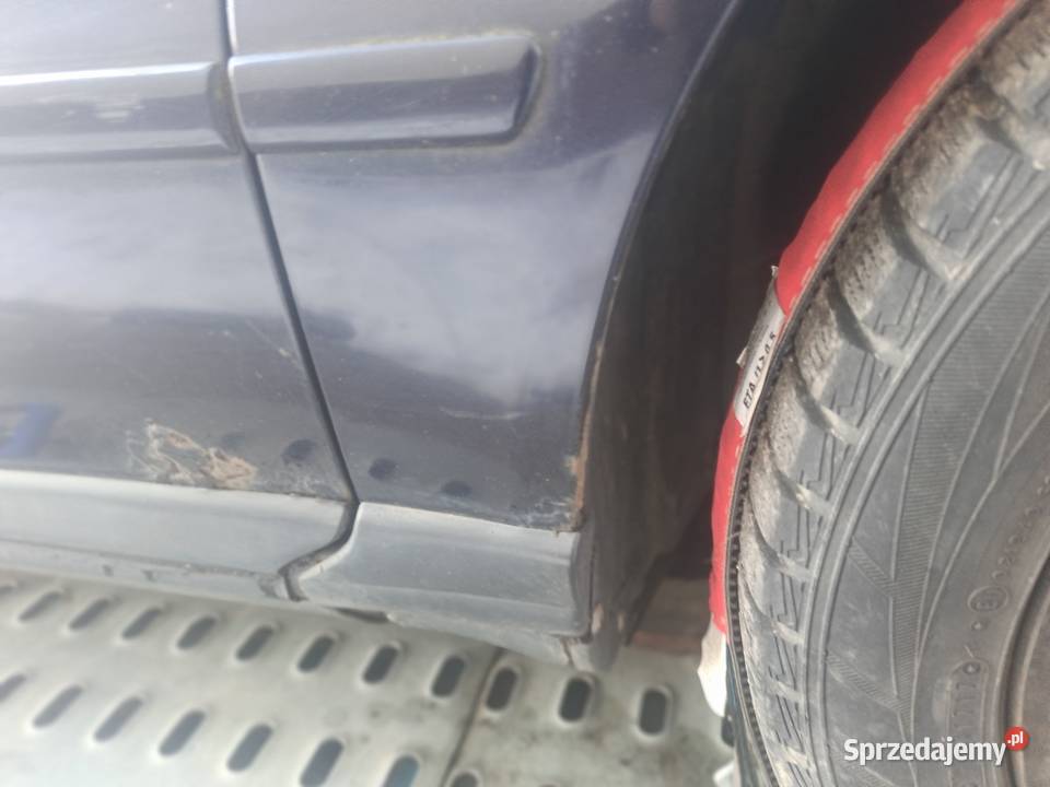 Błotnik Prawy LZ5L Audi A4 B5 a44 śląskie Myszków