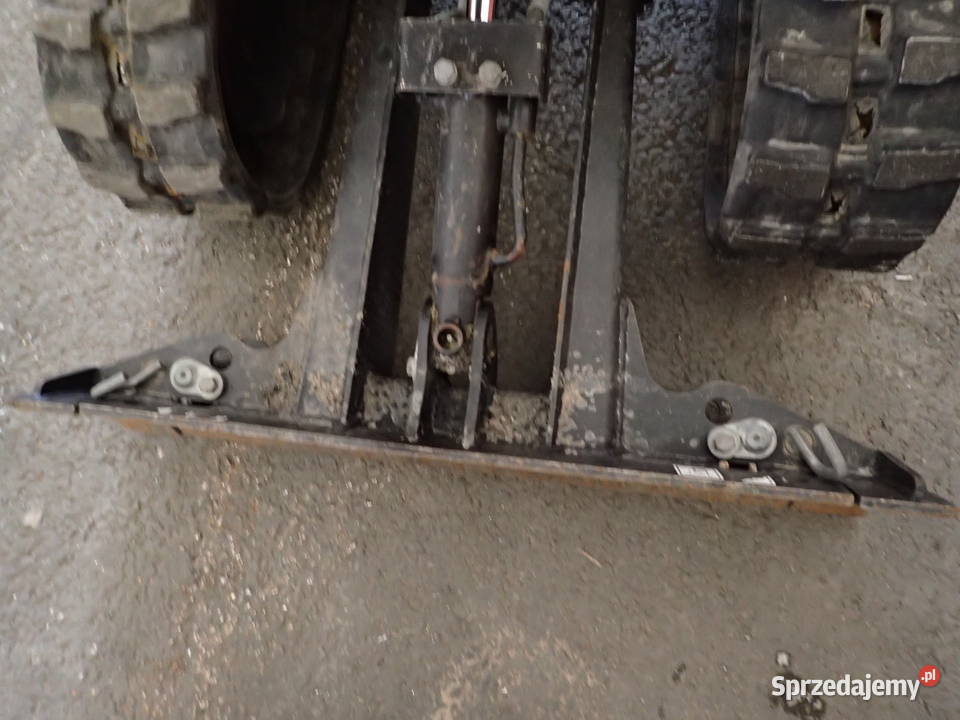 Caterpillar 3009 najwyższy stan niskie godziny Rok produkcji 2016 Poznań