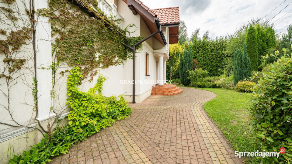 Dom wolnostojący do sprzedania Dobranowice 220m2 220m2