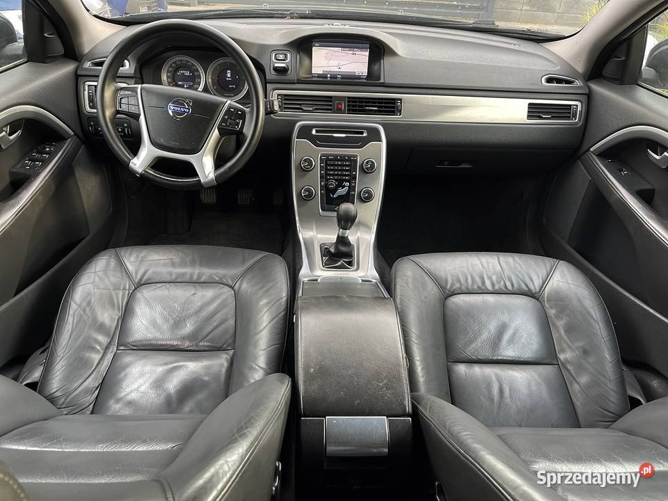 VOLVO V70 LIFT 16 Diesel 115 2011r 197000 Płock