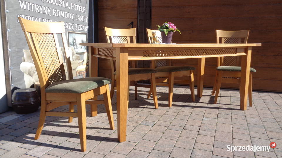 stół i 4 krzesła komplet