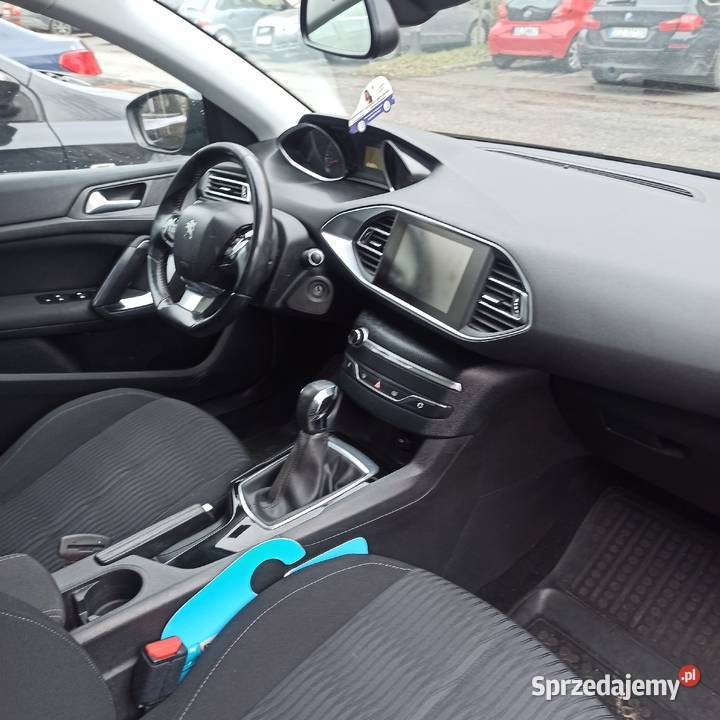 Peugeot 308 t9 X2014 16 ehdi 92 panorama dach kupiony w polskim salonie Częstochowa