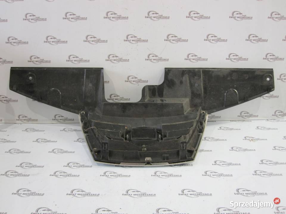 NISSAN JUKE I 13r grill atrapa 620701KA6A osobowe świętokrzyskie sprzedam