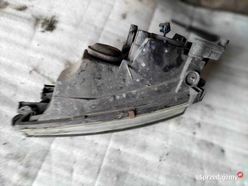 VECTRA A LAMPA PRZÓD PRAWA Kamień-Kolonia