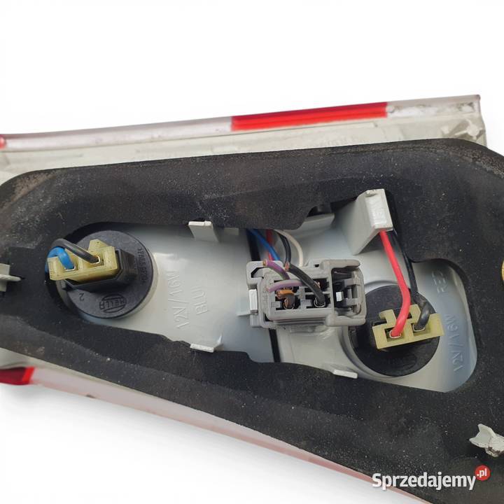 LAMPA LEWA Volvo V70 III lift XC70 lewy tył lubelskie Chełm