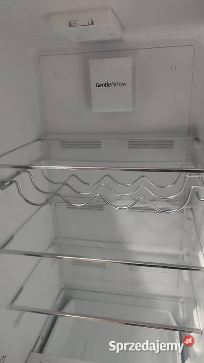 Lodówka Sharp NoFrost 180 Inox