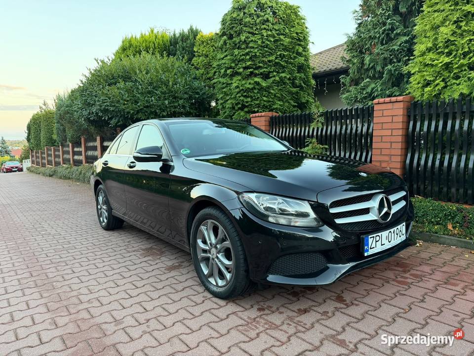 Mercedes Bezrzecze
