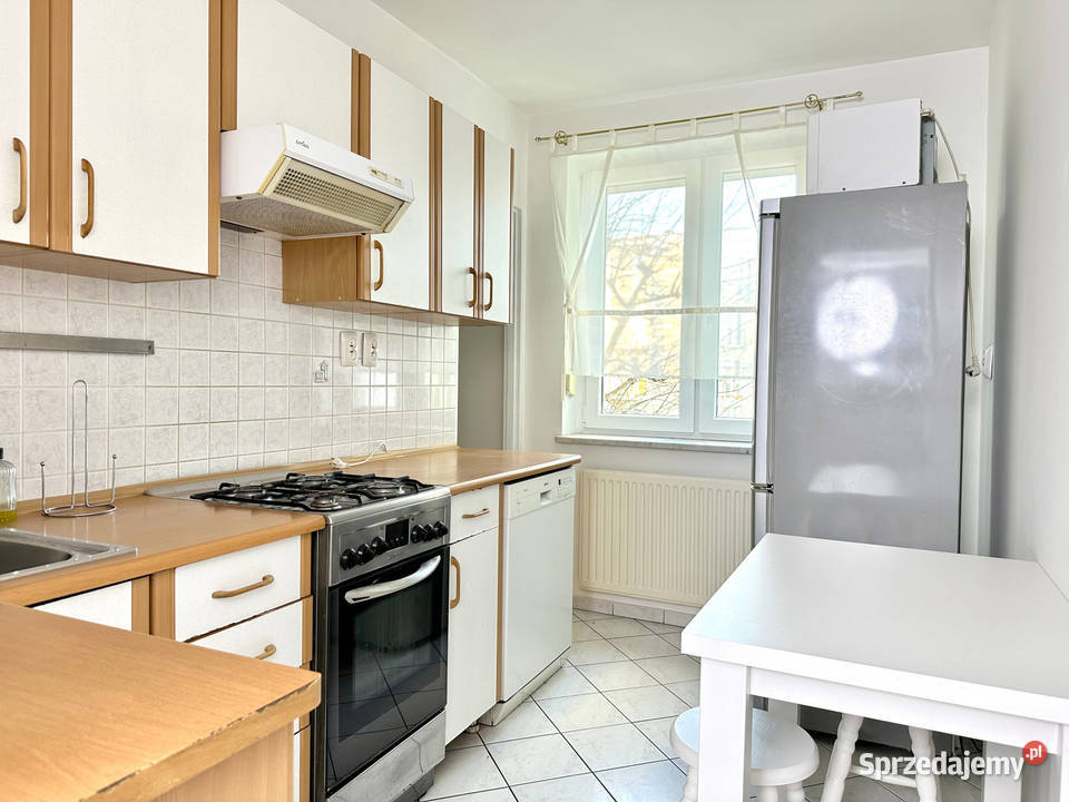 Przestronne dwustronne z dużym balkonem Poznań