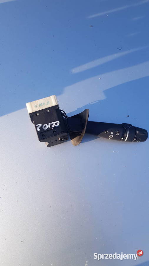 przełącznik manetka wycieraczek renault clio 2 panele sterowania, przełączniki Szczecin