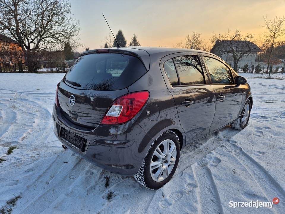 OPEL CORSA D LIFT 14 ACTIVE SPROWADZONA BOGATE Zelów