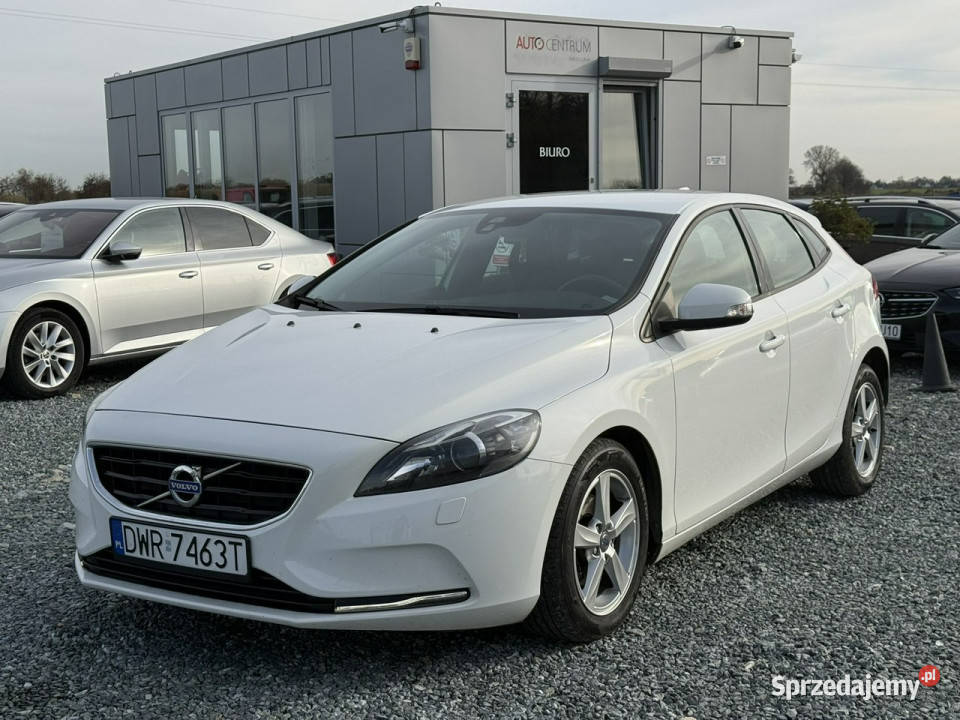 Volvo V40 16 D2 114 2014r Climatronic KINETIC reflektory ksenonowe dolnośląskie Wojkowice