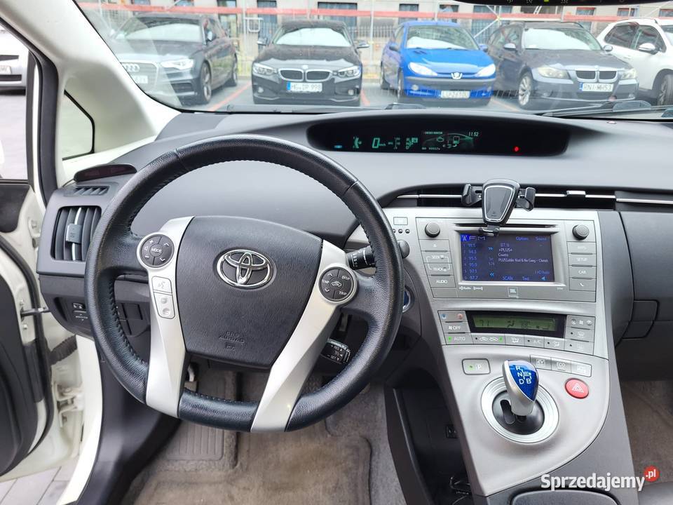 Toyota Prius III hybryda 18 2015r Rok produkcji 2015 mazowieckie Warszawa
