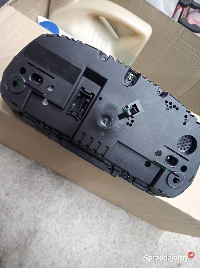 Licznik bmw e87 2008r Kobyla Góra