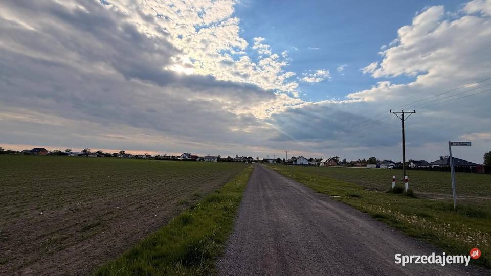 SPRZEDAŻY REZERWACYJNEJ DZIAŁEK BUDOWLANYCH Strzałkowo