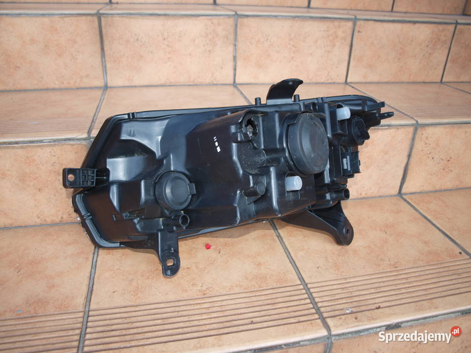 Dacia Sandero II lampa prawa przód zwykła 2012 Kalisz
