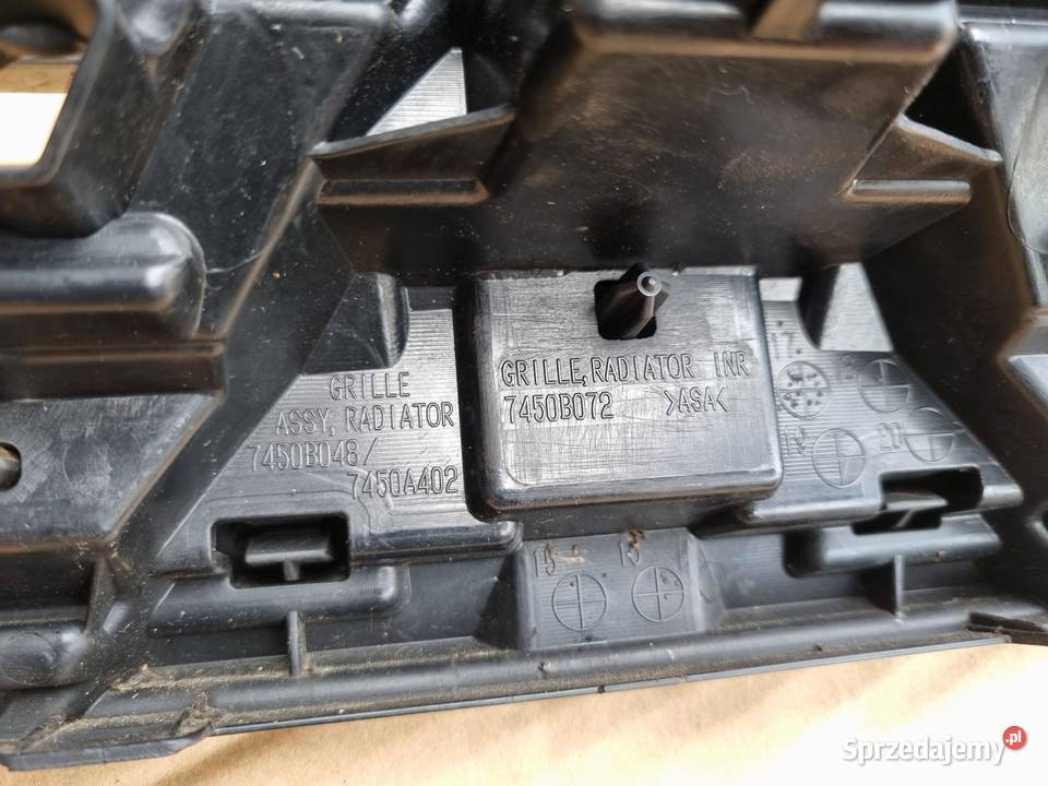 GRILL ATRAPA MITSUBISHI ECLIPSE CROSS 7450B048 wielkopolskie