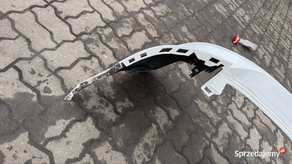 Volkswagen touran 2 zderzak tył Rok produkcji 2020 Halinów