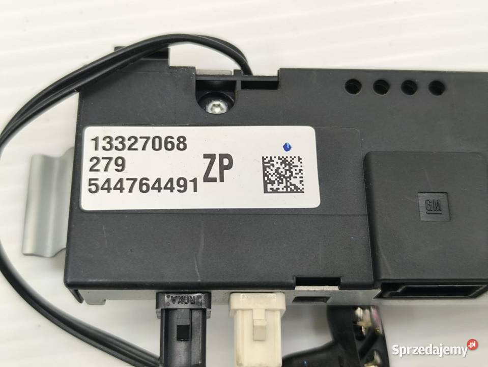 WZMACNIACZ ANTENY OPEL INSIGNIA A 13327068