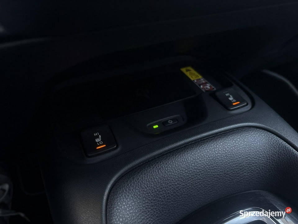 Toyota Corolla 18 Hybrid COMFORT TECH salon hybryda Warszawa sprzedam