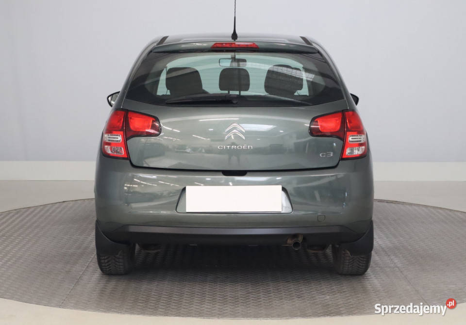 Citroen C3 14 i światła przeciwmgielne