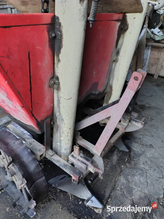 Sadzarka do ziemniaków Polska Akpil