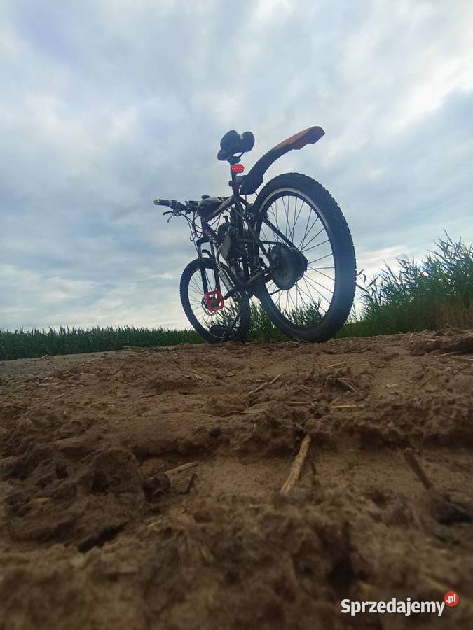 Rower z silnikiem 80cc 2T