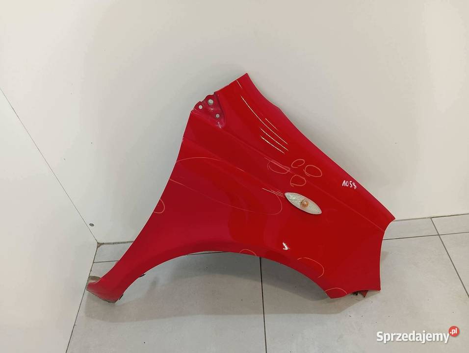 BŁOTNIK PRAWY PRZÓD CZERWONY Toyota Yaris I