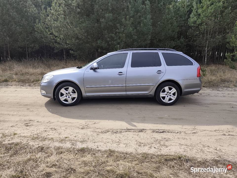 Sprzedam Skodę Octavię 2fl kombi 2012r 20 TDI lakier metallic Chojnice