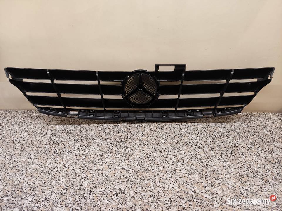 Atrapa chłodnicy gril Mercedes A klasa W169 osobowe opolskie Głuchołazy